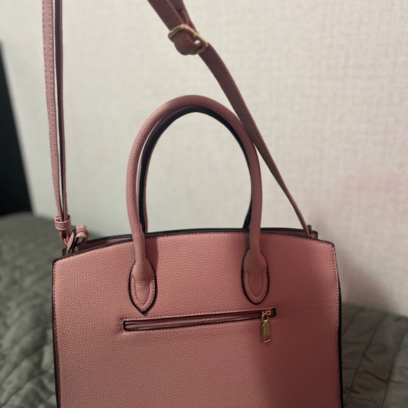 Soft Pink Hand Bag/Off Shoulder Bag - Picture 2 of 5